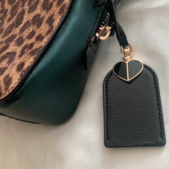 💯Auth Kate Spade metallic leopard & emerald green crossbody candid camera - Picture 3 of 9